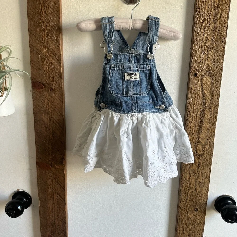 OshKosh B’Gosh 18 Month Baby Girl Eyelet Overall Dress Denim Jean & Eyelet Lace